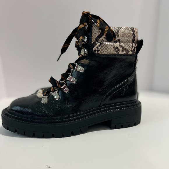 Circus by Sam Edelman Flora Lug Sole Black Furr Lace Up Ankle Boots Sz 6 - Picture 6 of 15